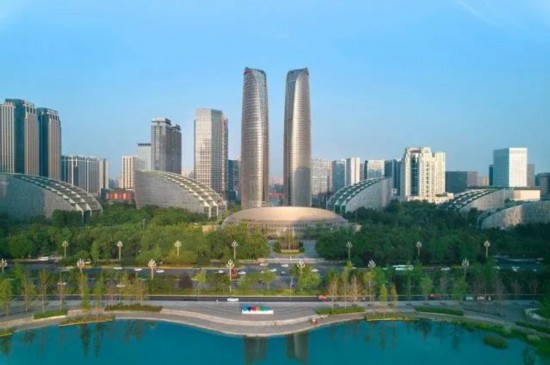 蓉平：奋楫奔向科技创新的“诗与远方”