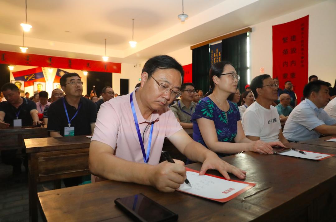 兴安日报｜全国地市百家媒体眼中，岭上兴安石榴花开正艳