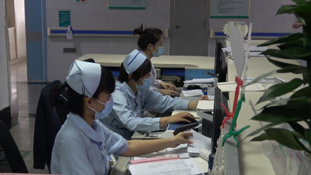 医者仁心之抢救老太太,医者仁心救了心脏病老人