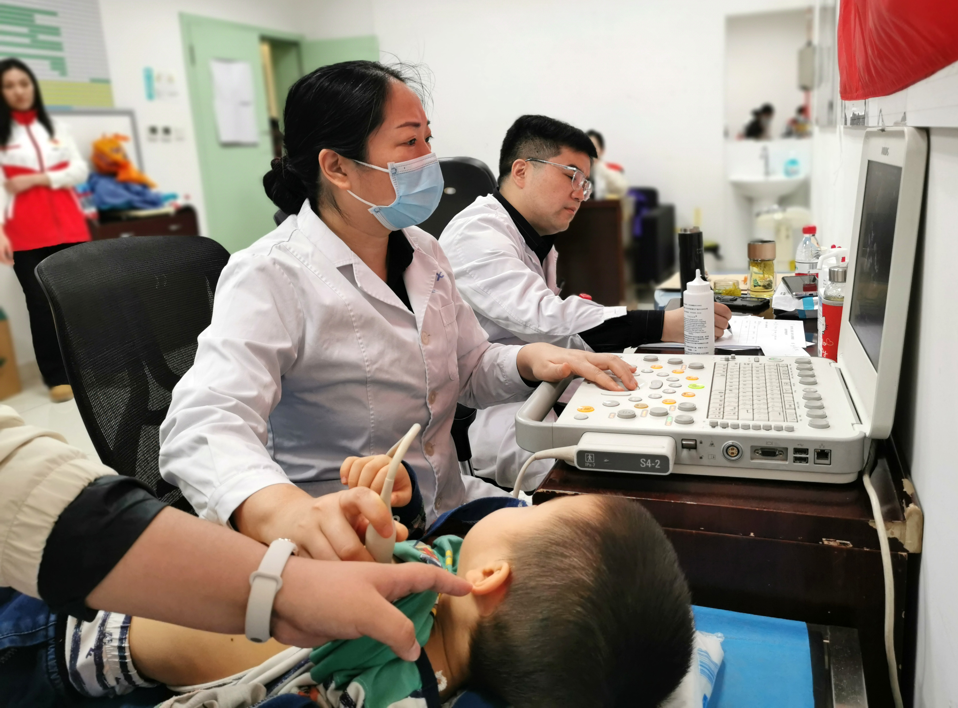 大爱无疆先心病儿童,大爱无疆儿科医护行动