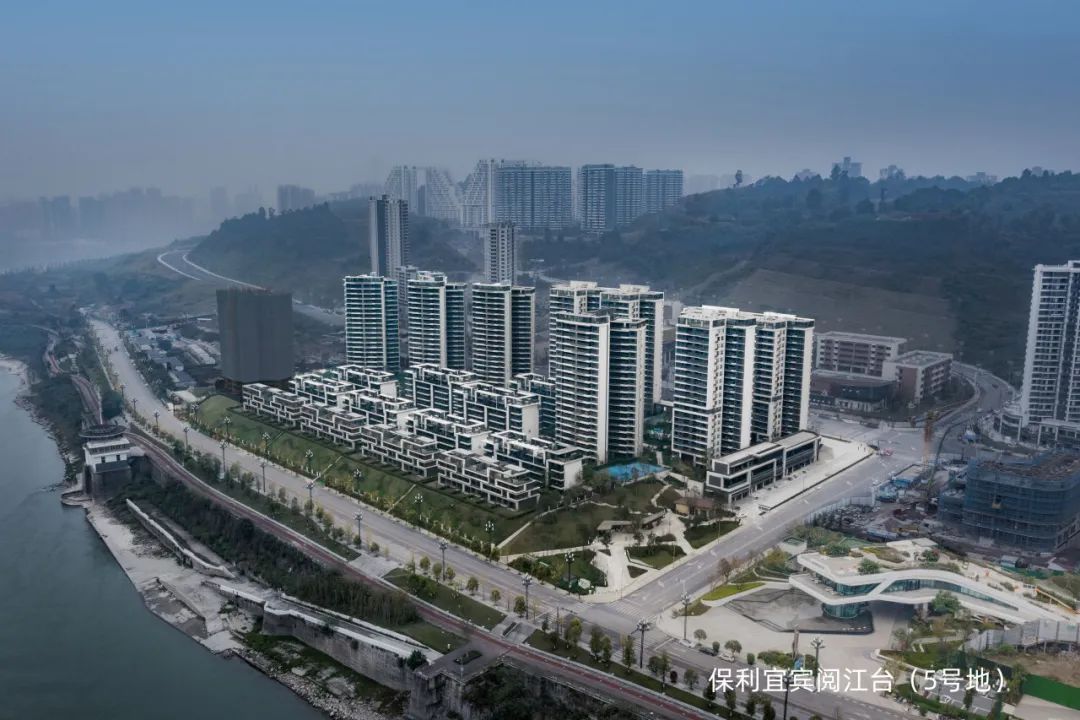 与时间同行今生相爱,与时间并肩同行